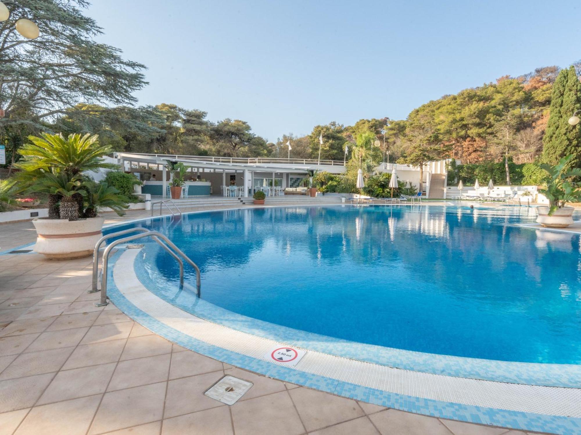 Hotel Santa Lucia Санта-Чезареа-Терме Экстерьер фото